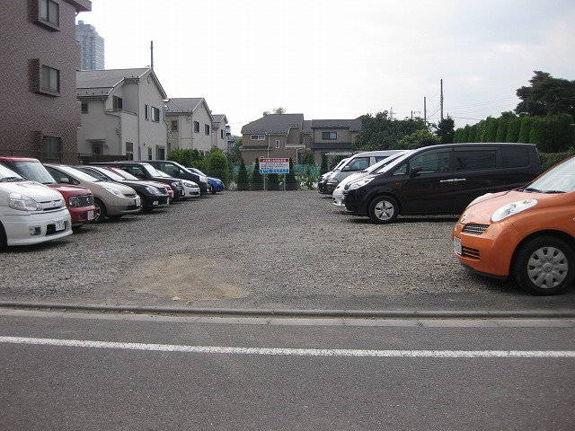 小澤平蔵第3駐車場