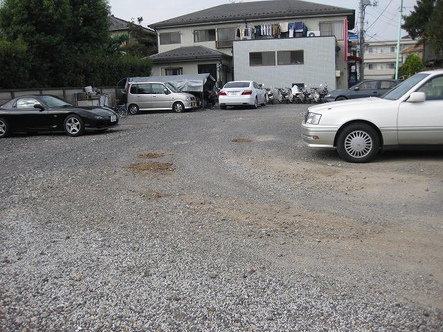 小澤平蔵第１駐車場